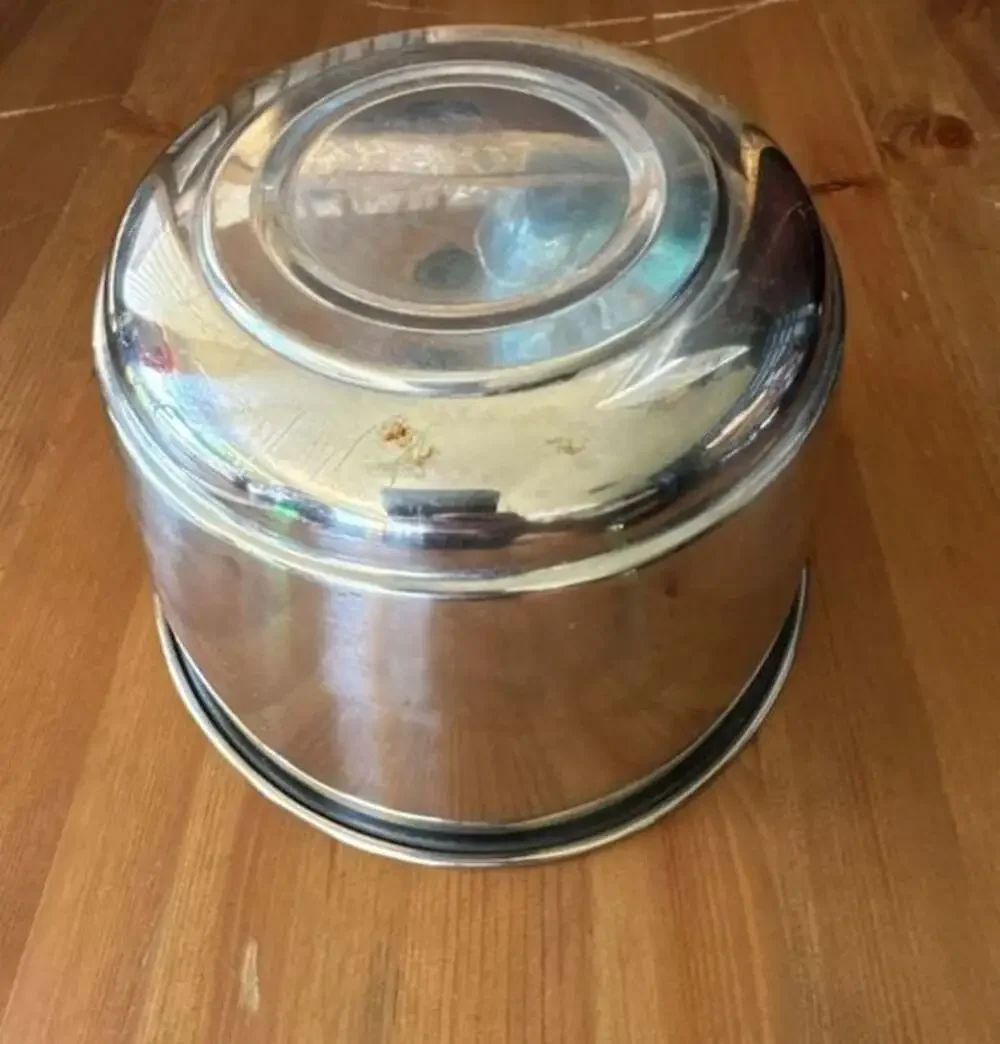 Unbranded Stainless Steel Mixing Bowl 8 Inch